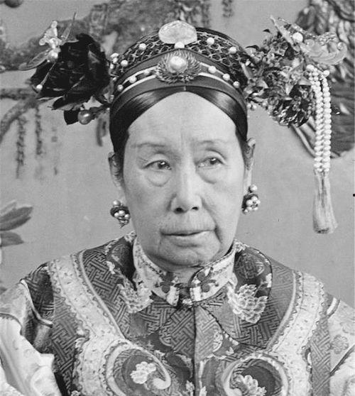 慈禧太后让刚毅吃瓜死视频,刚毅食瓜丧命之谜