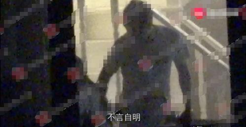 红衣女子吃瓜视频,揭秘网络红人的日常生活